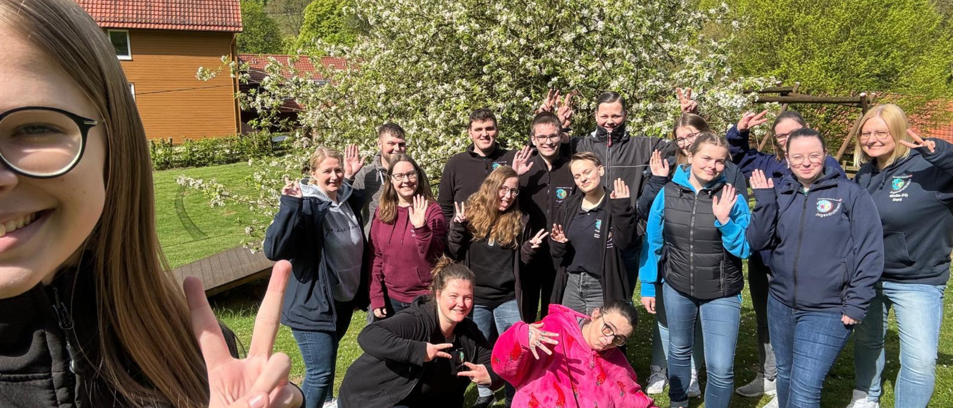 Qualifikation für Leitungskräfte - Titelbild Selfie von den Teilnehmenden der Qualifikation für Leitungskräfte.