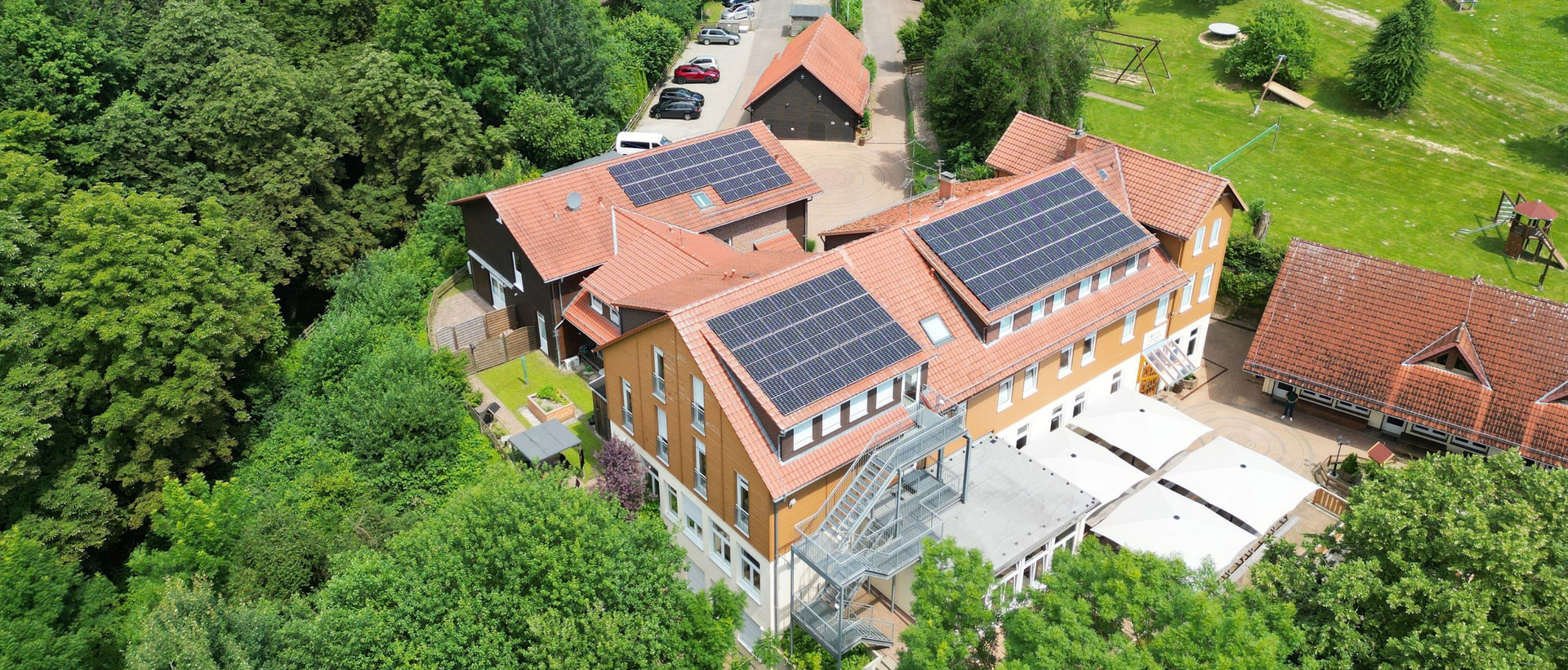 Haus des Jugendrotkreuzes - Titelbild Luftaufnahme vom Haus des Jugendrotkreuzes in Einbeck.